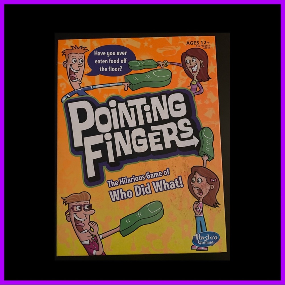 Like new! Pointing Fingers Hasbro game